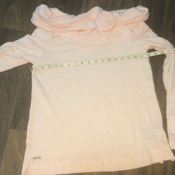 Lily Pulitzer Off the Shoulder  Belinda Top in Pastel Pink - Picture 5 of 16